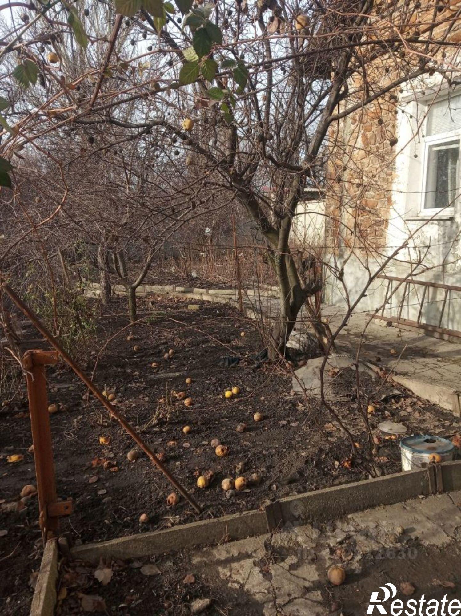 Купить дачу, дом, коттедж за 4 500 000 рублей на Октябрьская площадь, 2