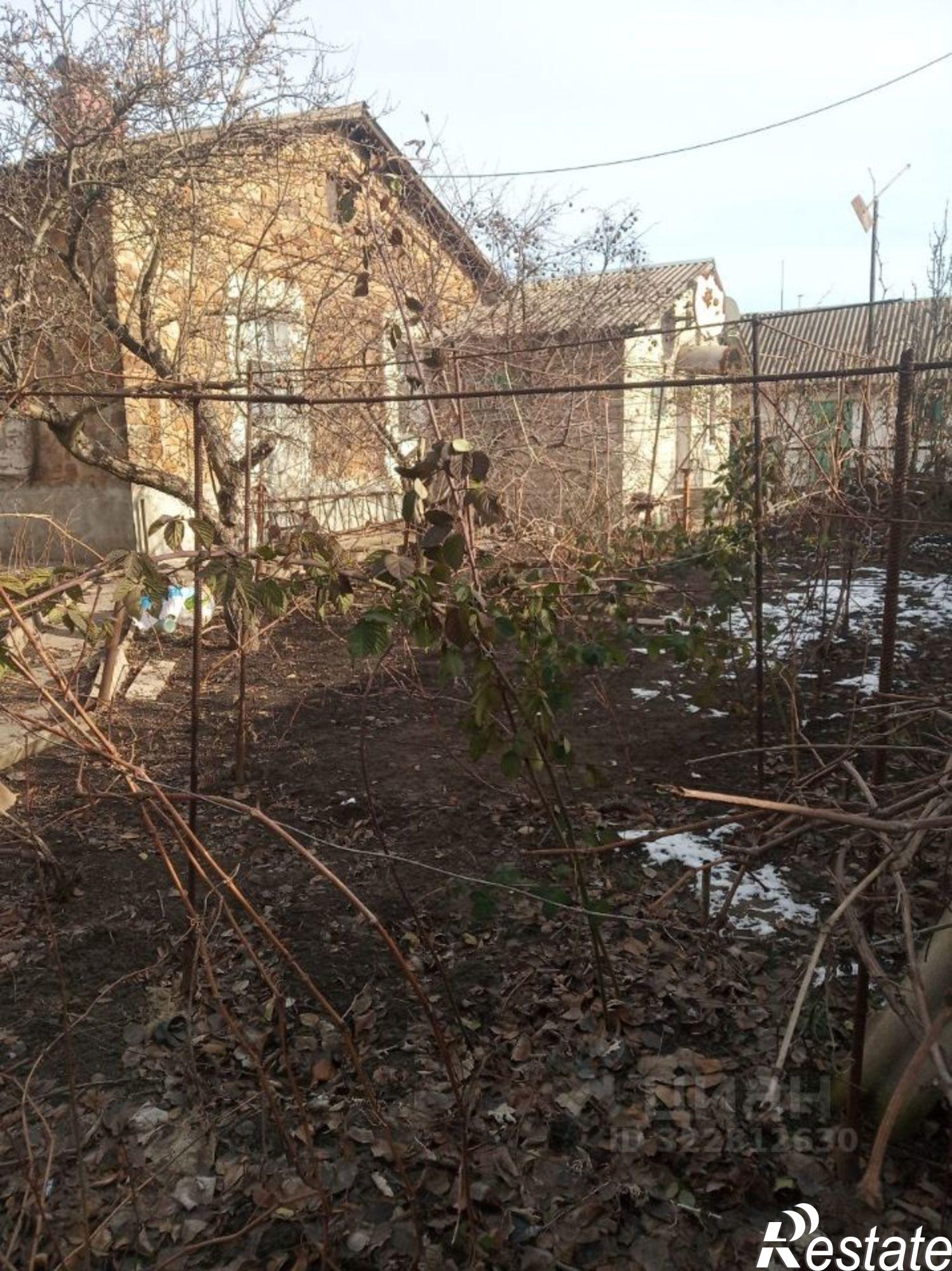 Купить дачу, дом, коттедж за 4 500 000 рублей на Октябрьская площадь, 2