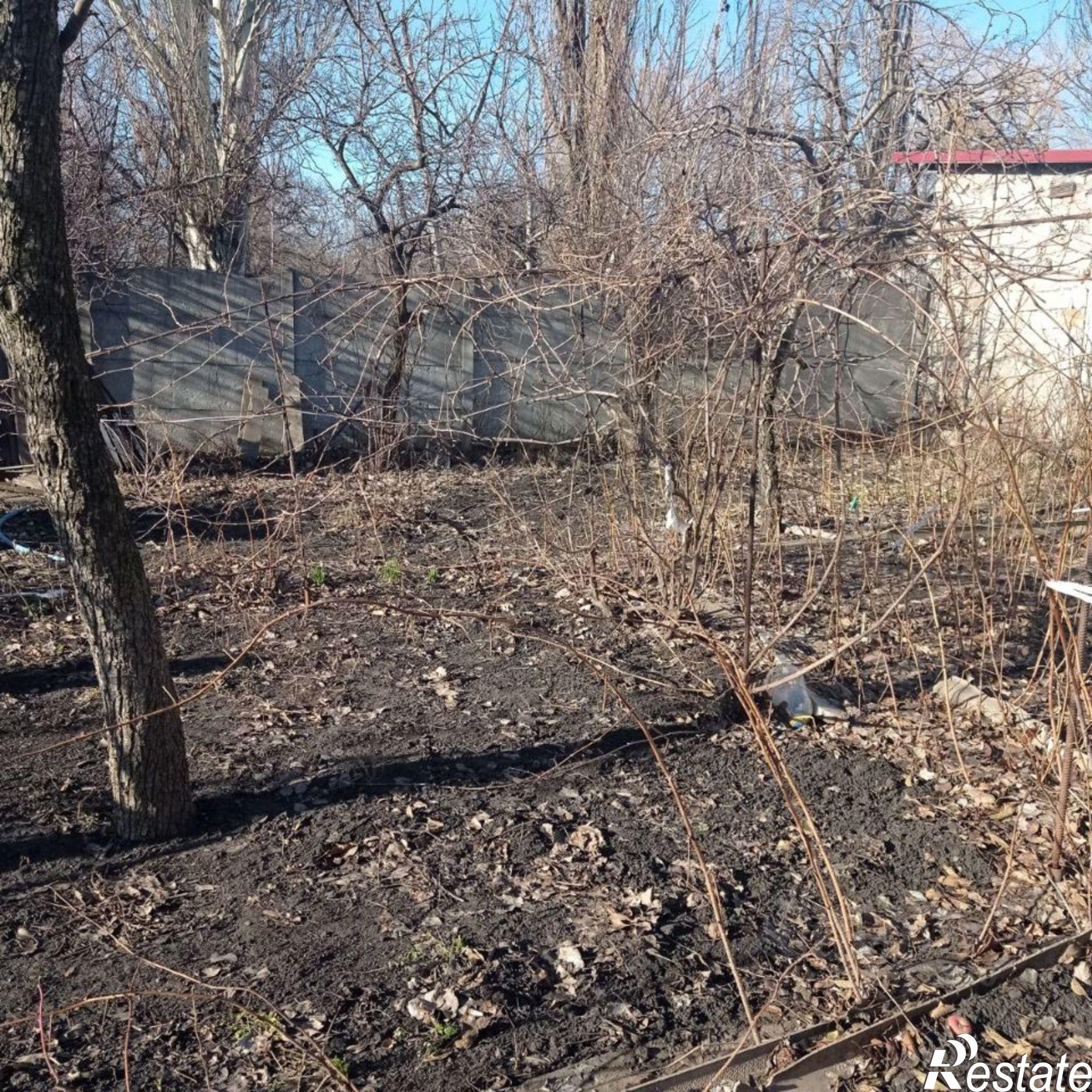 Купить дачу, дом, коттедж за 4 500 000 рублей на Октябрьская площадь, 2