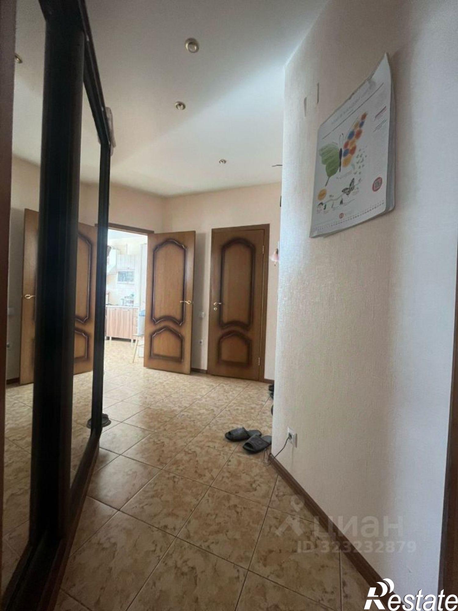 Купить квартиру за 5 350 000 рублей на ул Адмирала Крюйса, 23/9