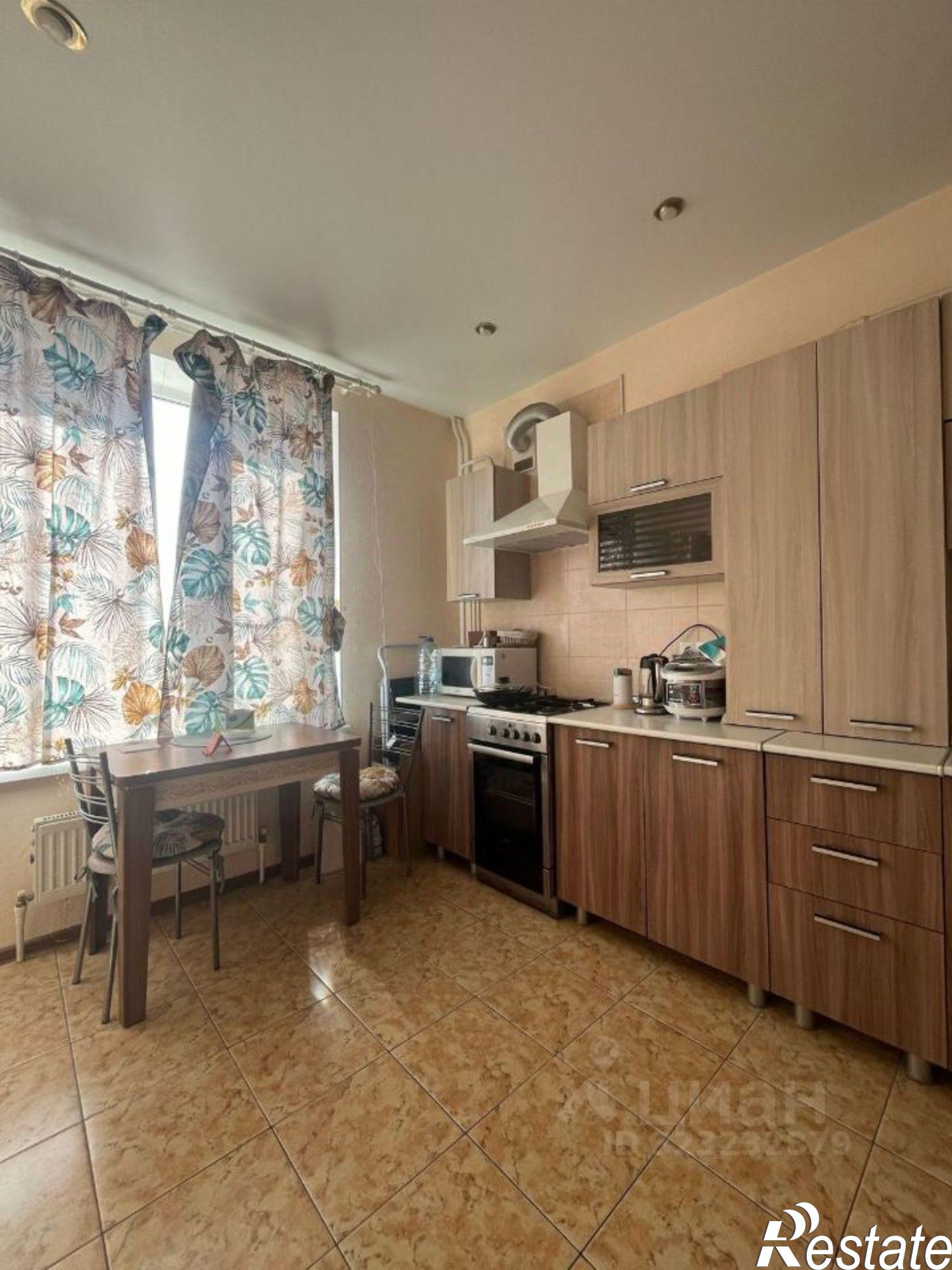 Купить квартиру за 5 350 000 рублей на ул Адмирала Крюйса, 23/9