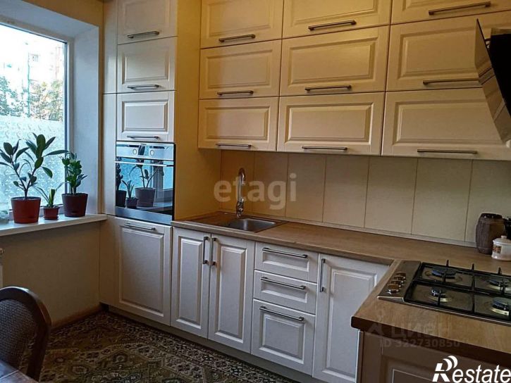 3-комн квартира улица Чехова, 355,  д. 355