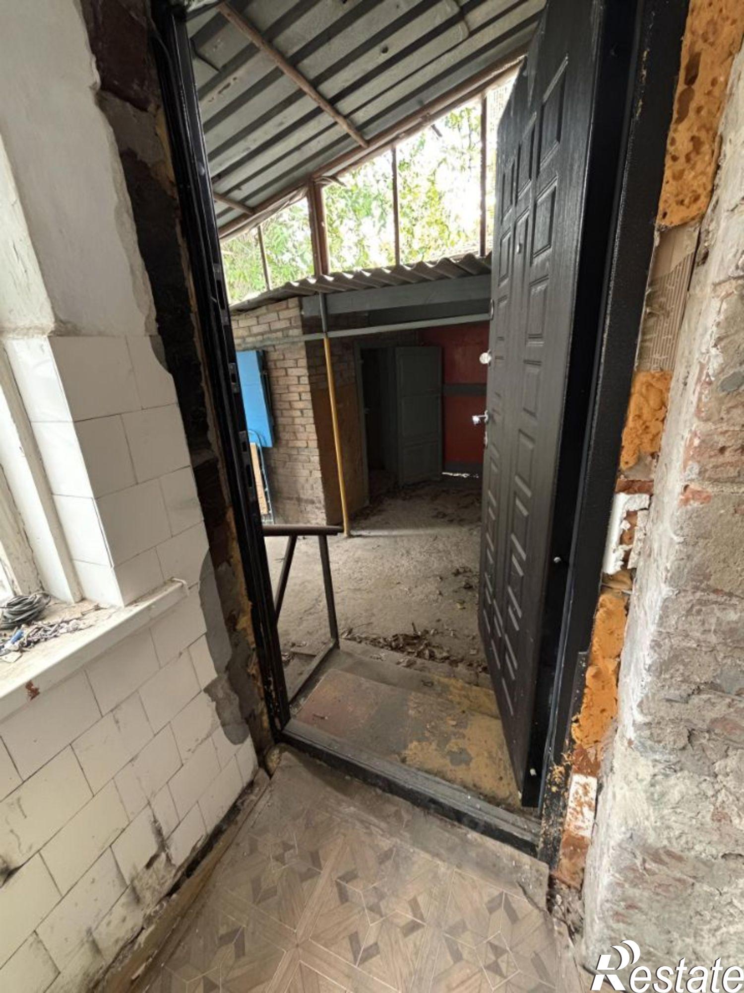 Купить квартиру за 2 990 000 рублей на ул Александровская, 112