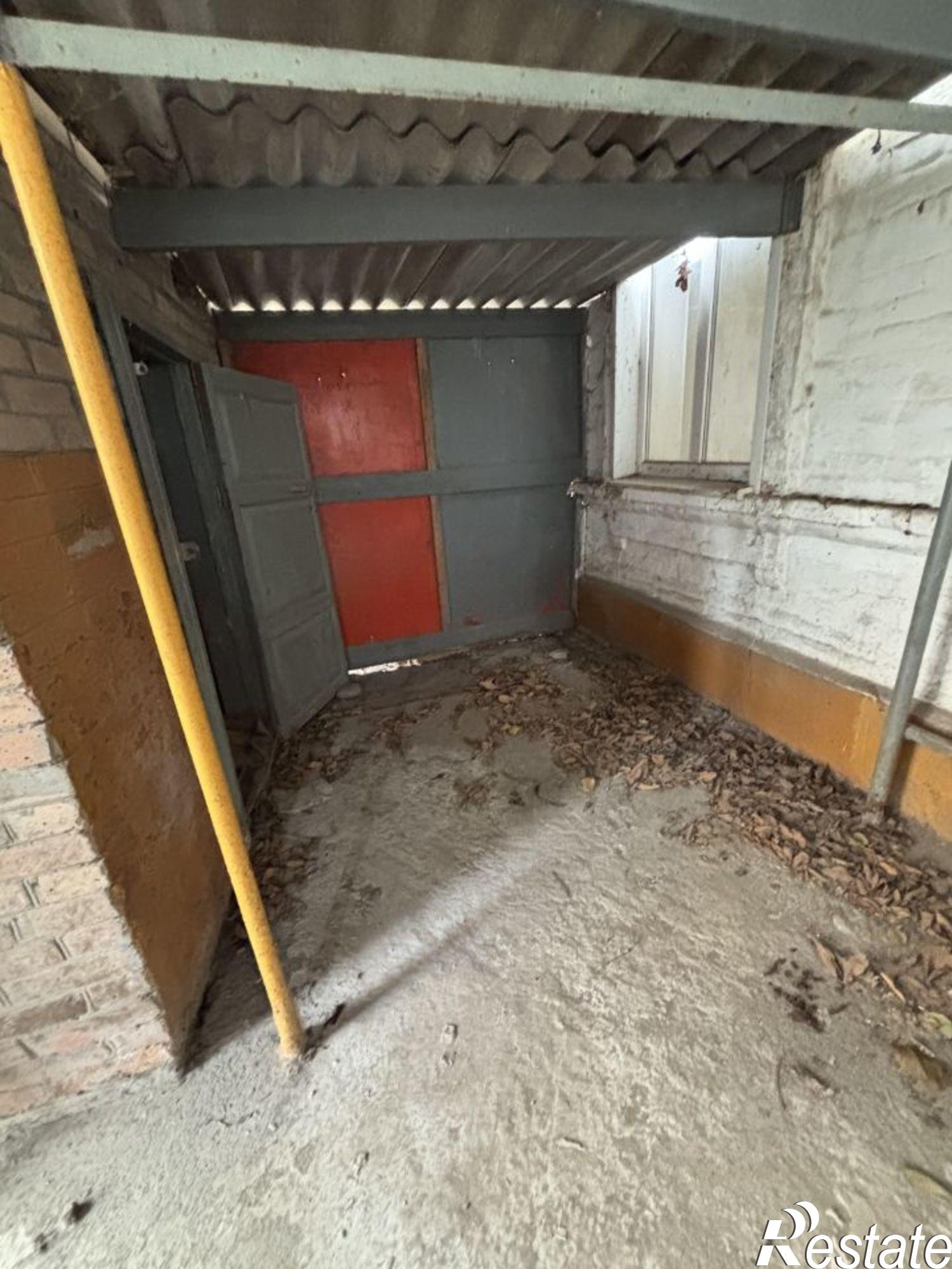 Купить квартиру за 2 990 000 рублей на ул Александровская, 112