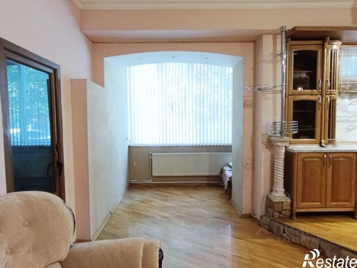 3-комн квартира Таганрог, улица Яблочкина