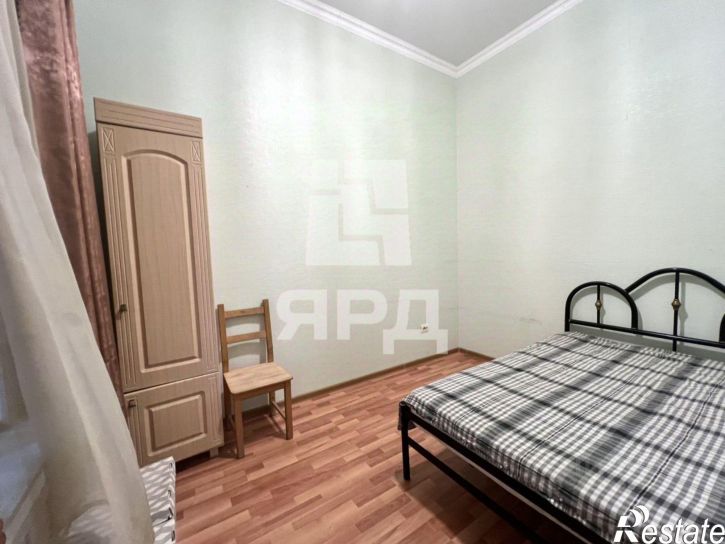 4-комн квартира Таганрог г., Итальянский пер., д.64