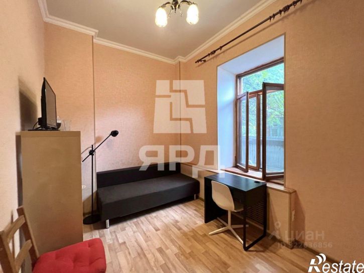 4-комн квартира Таганрог г., Итальянский пер., д.64