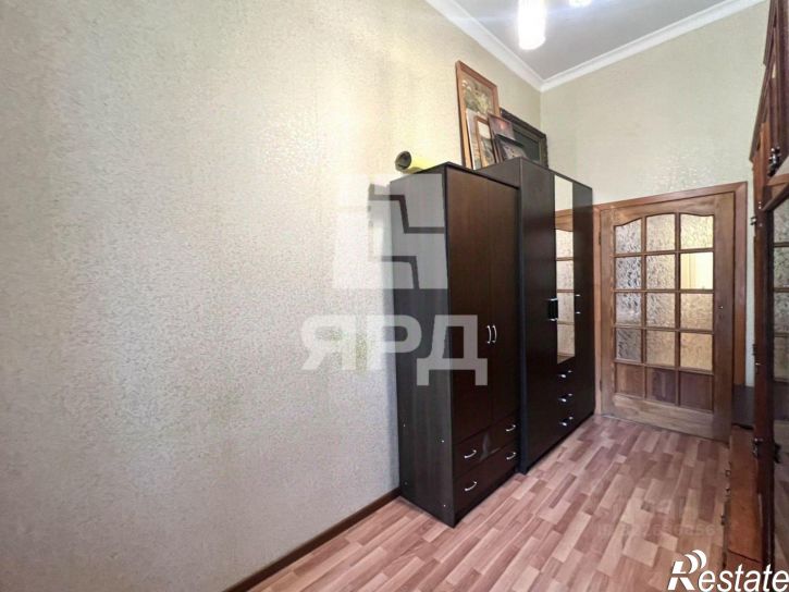 4-комн квартира Таганрог г., Итальянский пер., д.64