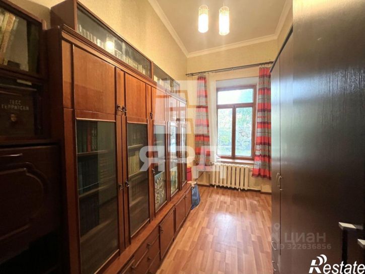 4-комн квартира Таганрог г., Итальянский пер., д.64