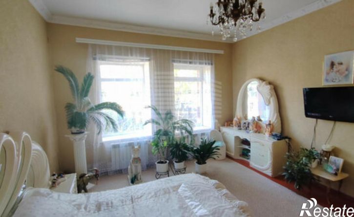 3-комн квартира Таганрог, Добролюбовский переулок, 4