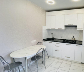 1-комн, 40кв м, этаж 1/13 