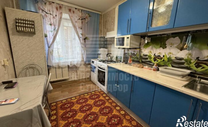 2-комн квартира 1-й переулок, 8,  д. 8