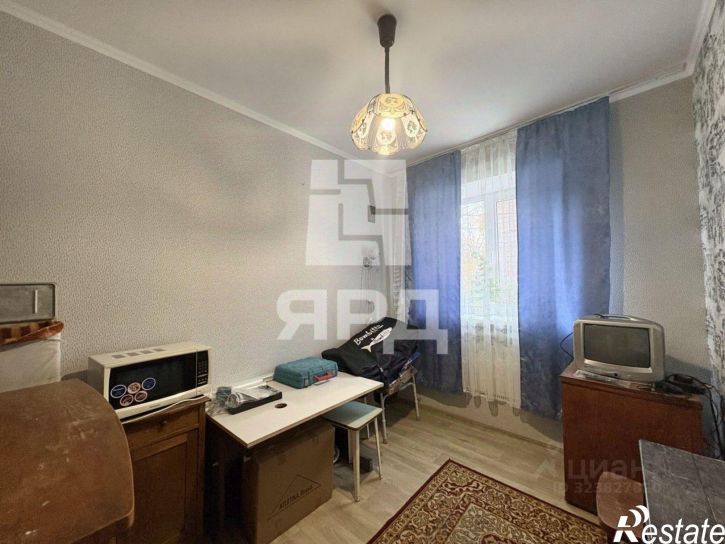 3-комн квартира ул Лизы Чайкиной, 144,  д. 144