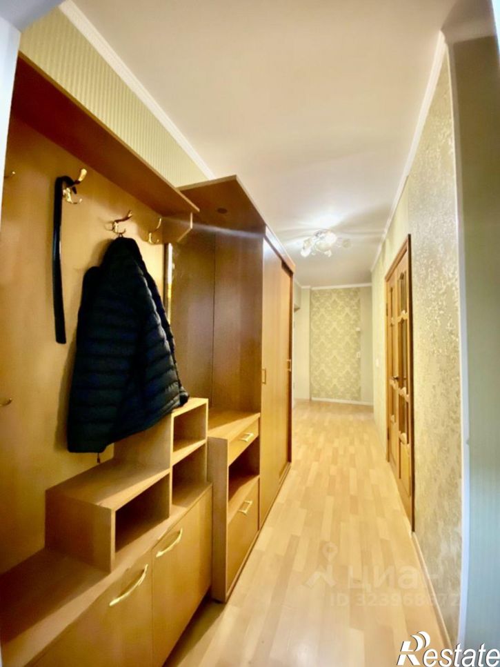 3-комн квартира улица Щаденко, 84,  д. 84