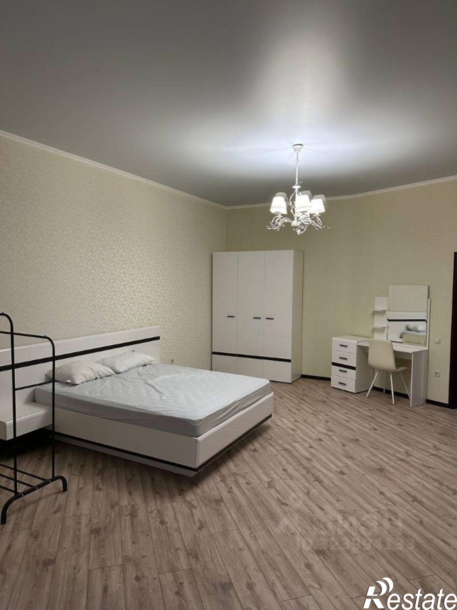 Сдать квартиру за 90 000 рублей на ул Шевченко, 5-2