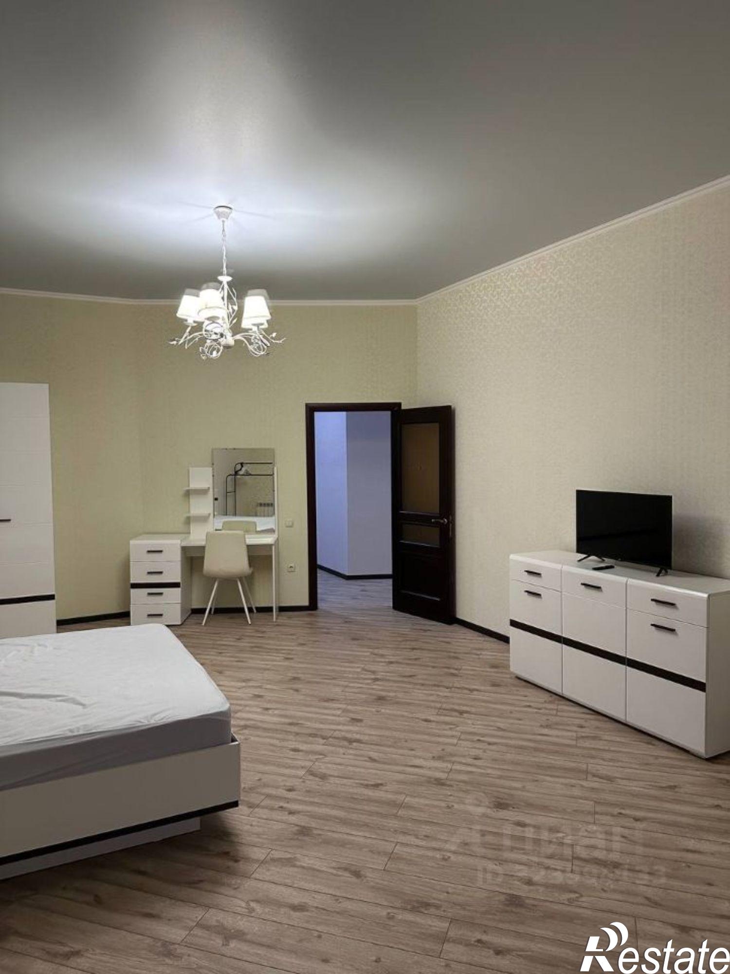 Сдать квартиру за 90 000 рублей на ул Шевченко, 5-2