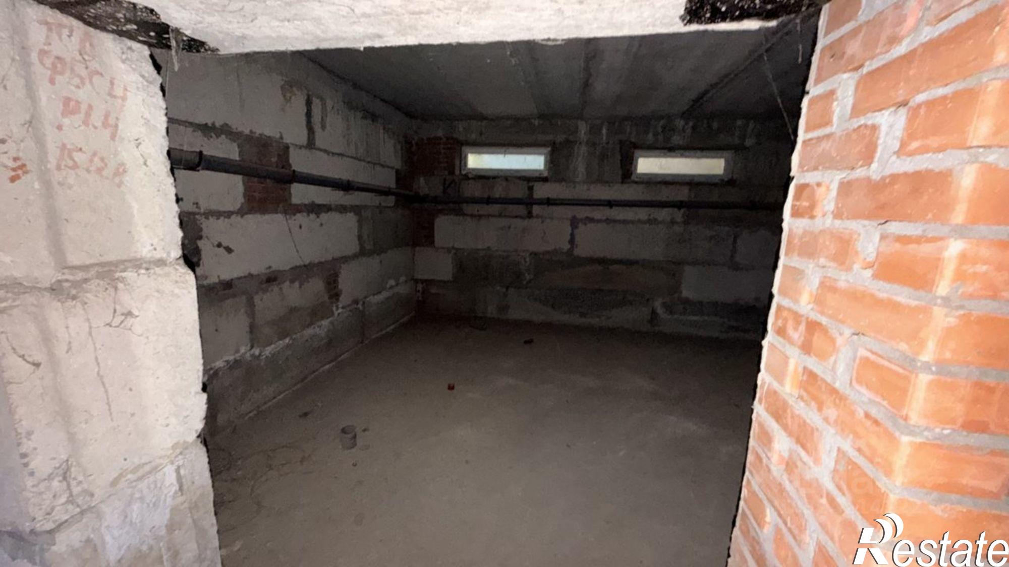 Купить складское помещение за 2 300 160 рублей на 1-й Кожевенный пер, 29