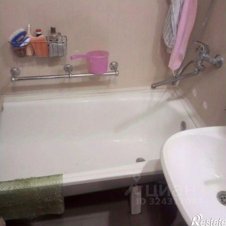 2-комн квартира улица Ломакина, 58,  д. 58