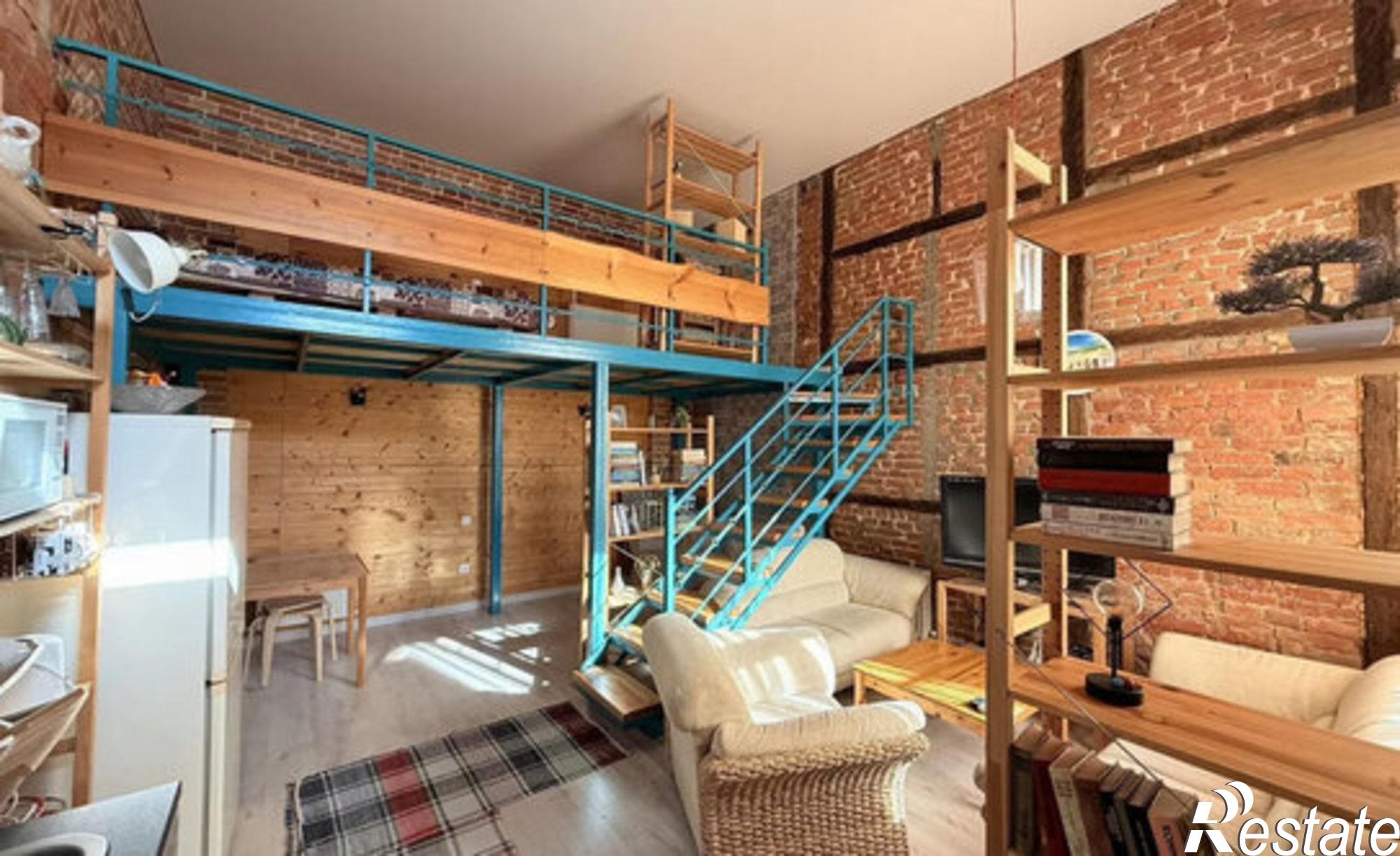 Купить квартиру за 6 500 000 рублей на Гоголевский пер, 118