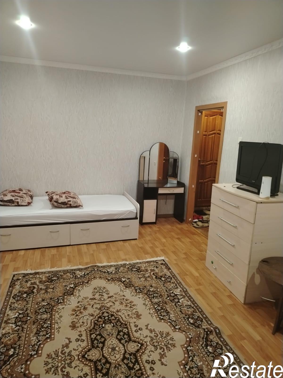 Сдать квартиру за 15 000 рублей на Сызранова, 8