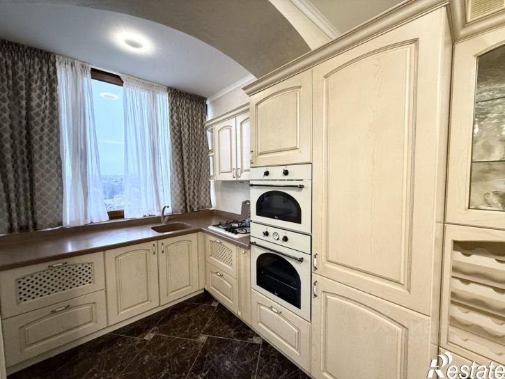 3-комн квартира ул Инициативная, 46,  д. 46