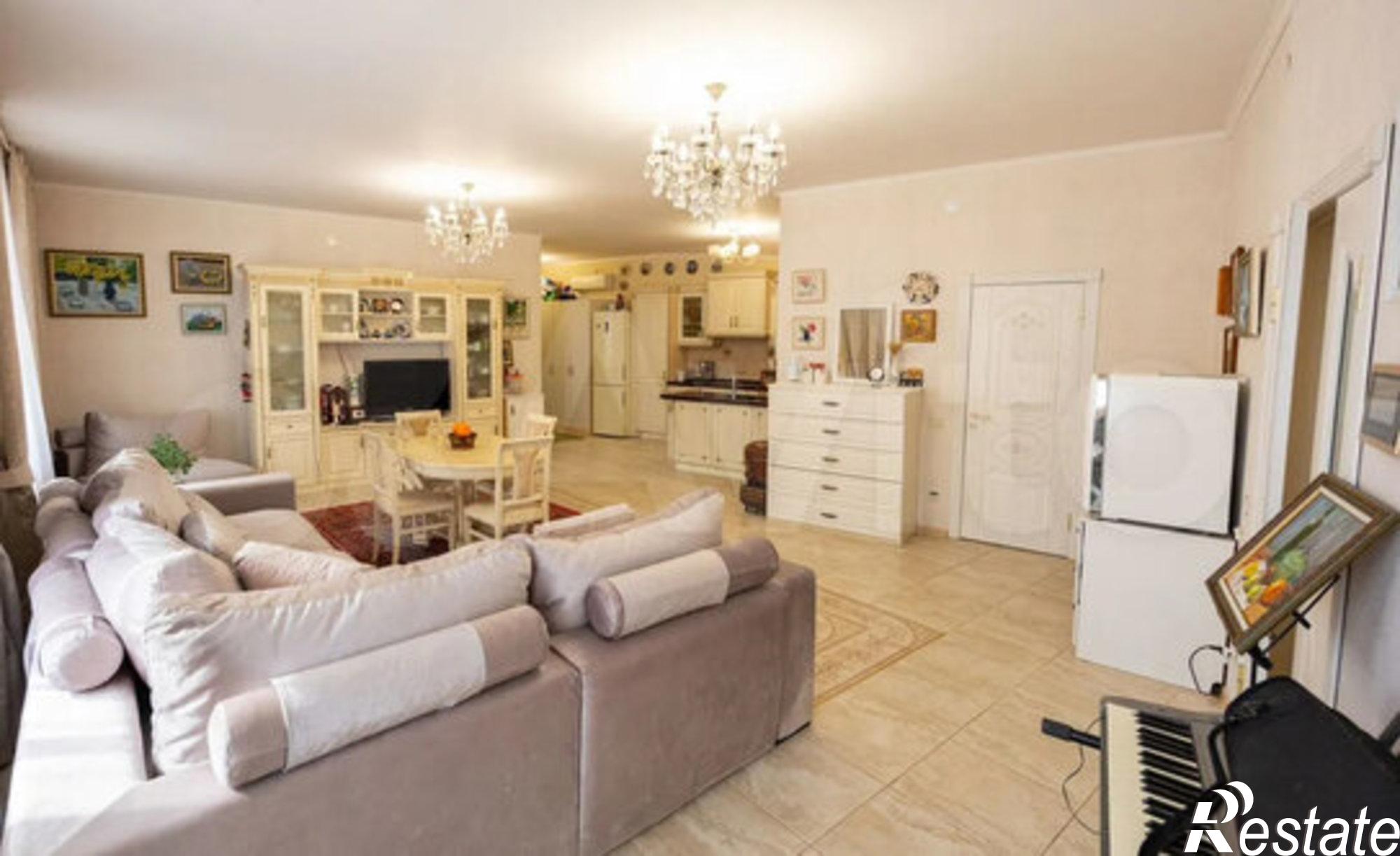 Купить квартиру за 18 000 000 рублей на Лермонтовский переулок, 11