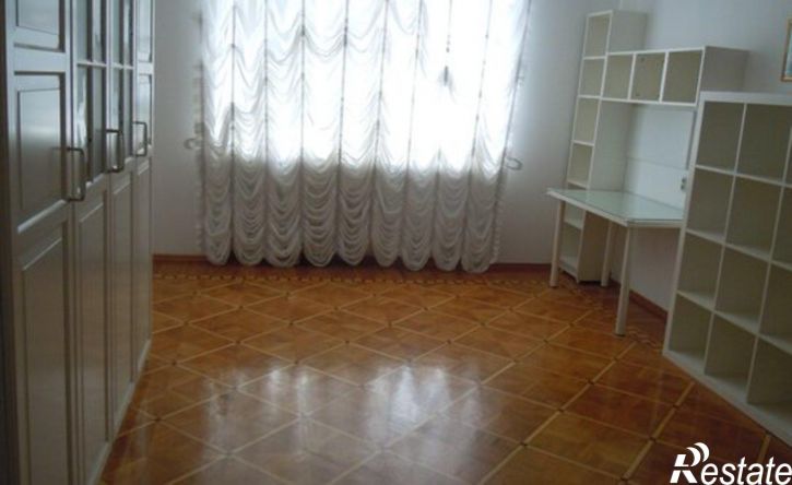 3-комн квартира ул Карла Либкнехта, 150,  д. 150