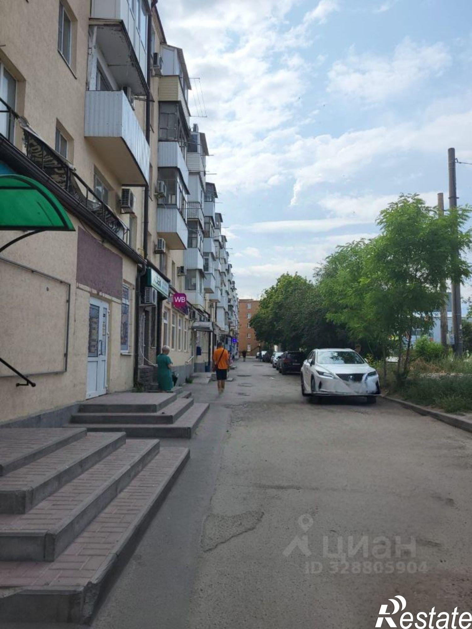 Купить торговое помещение за 12 440 100 рублей на ул Чехова, 269