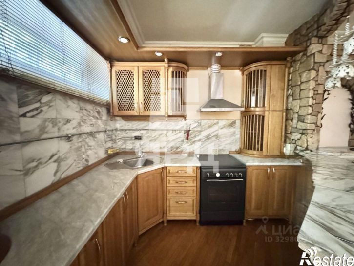 3-комн квартира ул Менделеева, 18,  д. 18