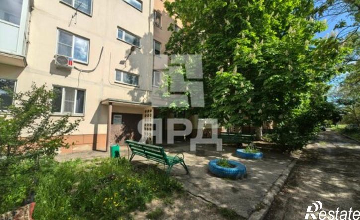4-комн квартира улица Маршала Жукова, 2А-6