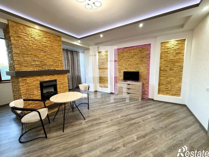 3-комн квартира ул Лизы Чайкиной, 45-А,  д. 45-А