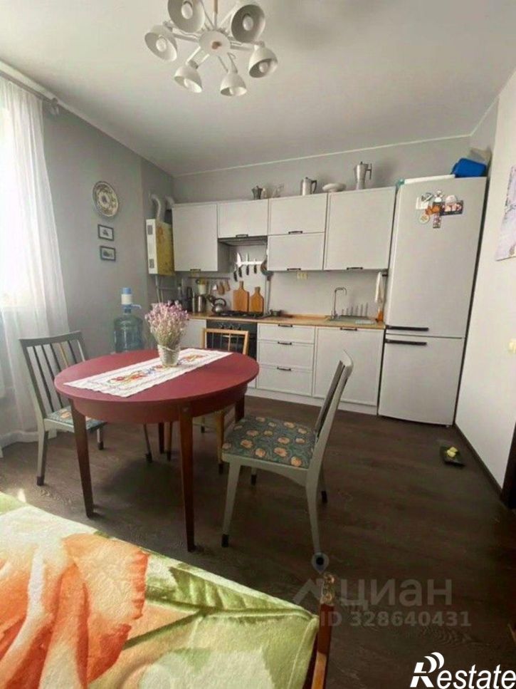 3-комн квартира улица Чехова, 80,  д. 80