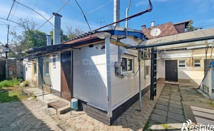 3-комн квартира пер Антона Глушко, 95,  д. 95