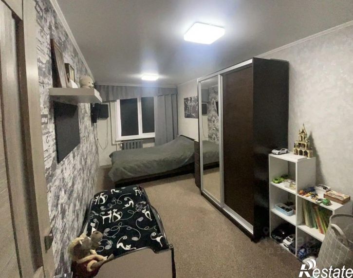 3-комн квартира ул Комарова, 7,  д. 7