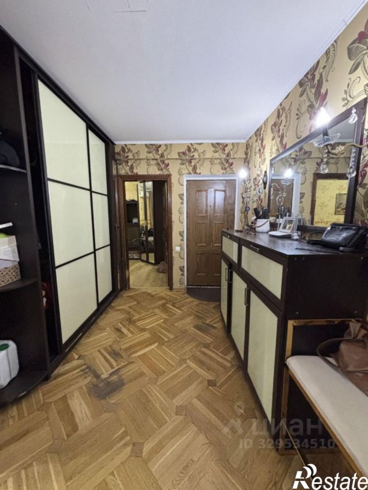 4-комн квартира ул Октябрьская, 84,  д. 84