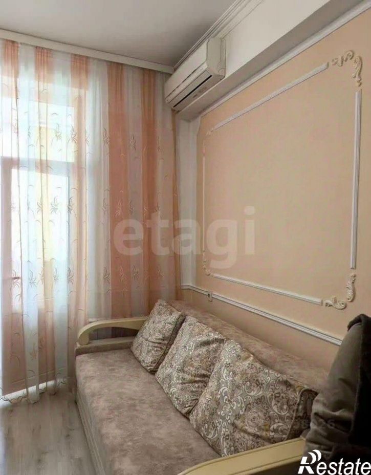 2-комн квартира ул Дзержинского, 180,  д. 180