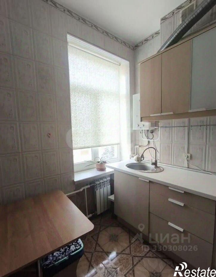 2-комн квартира ул Дзержинского, 180,  д. 180