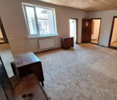2-комн, 87кв м, этаж 1/9 улица Чехова, 375