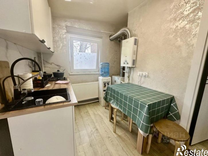 2-комн квартира улица Розы Люксембург, 15,  д. 15