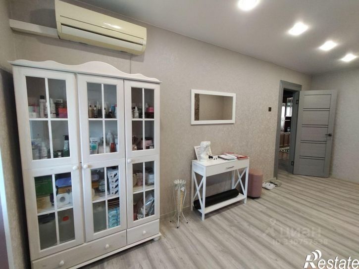 3-комн квартира улица Бабушкина, 54Б,  д. 54Б