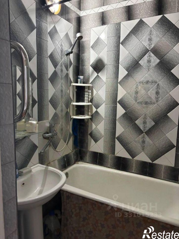 3-комн квартира Заводская улица, 10 к2,  д. 10 к2