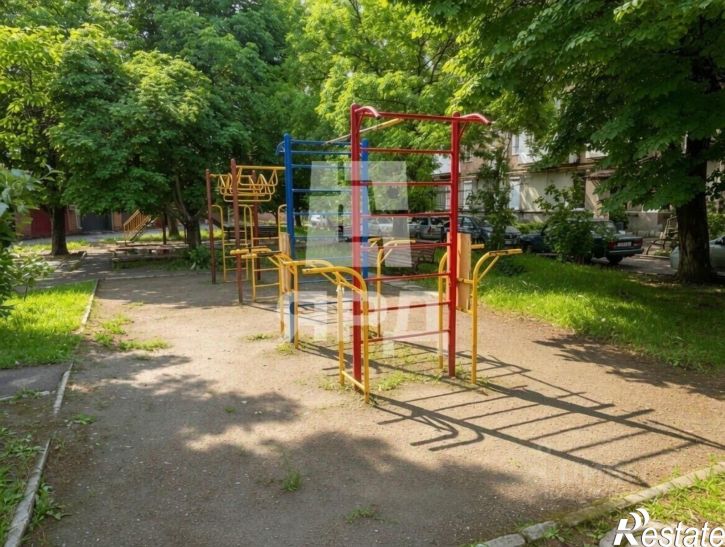 2-комн квартира ул Большая Бульварная, 13а,  д. 13а