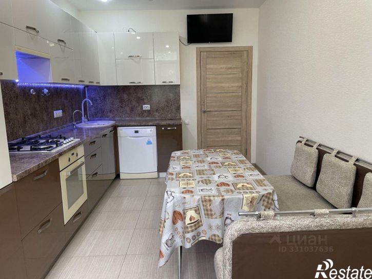 2-комн квартира Парковый пер, 4,  д. 4