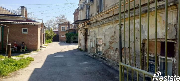 2-комн квартира ул Розы Люксембург, 15,  д. 15