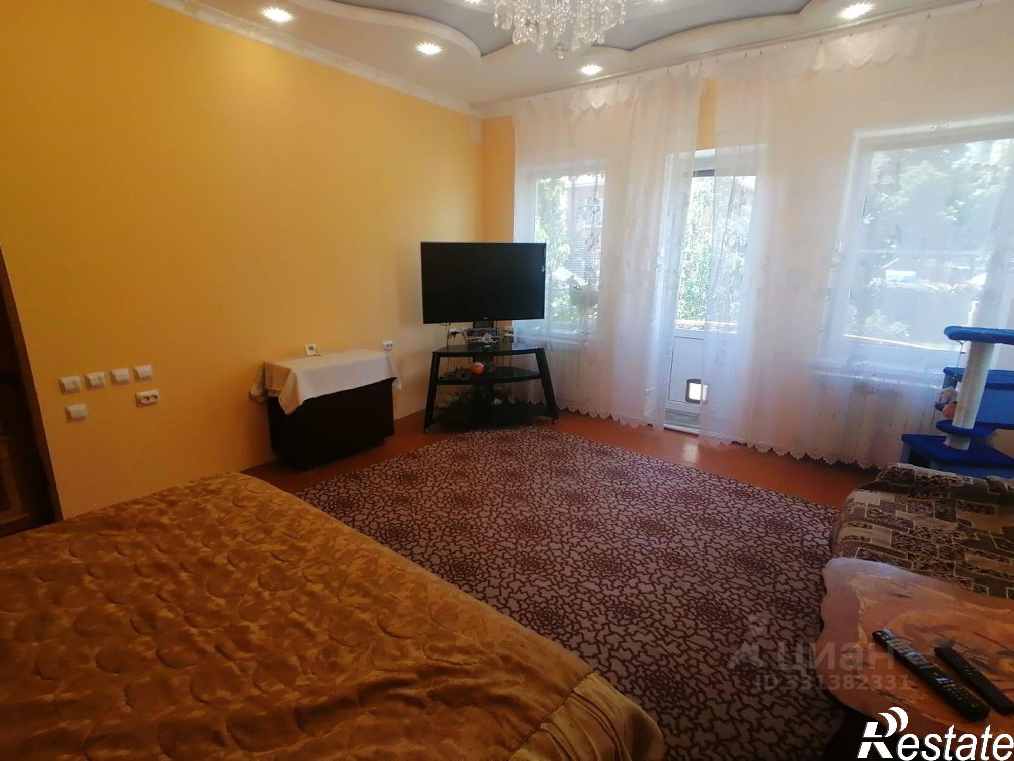 Сдать дачу, дом, коттедж за 23 000 рублей на улица Энгельса, 170