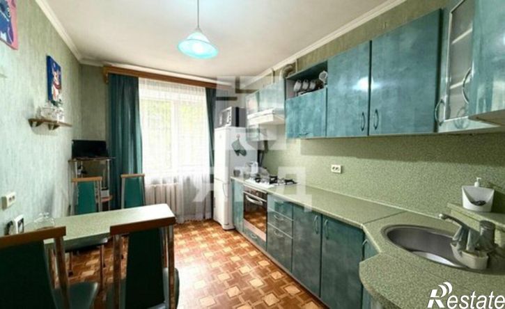 3-комн квартира Парковый переулок, 10,  д. 10