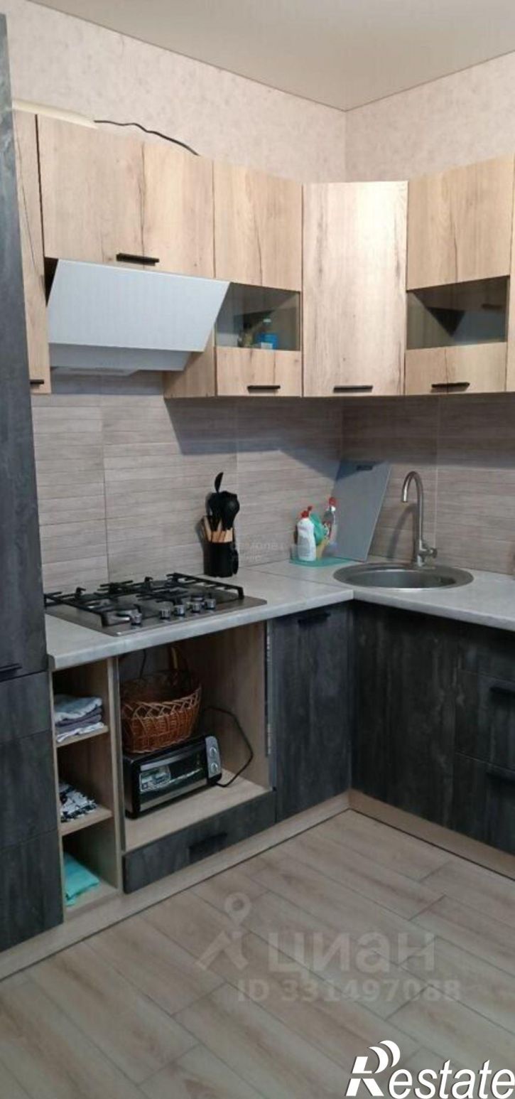3-комн квартира ул Нестерова, 19-2,  д. 19-2