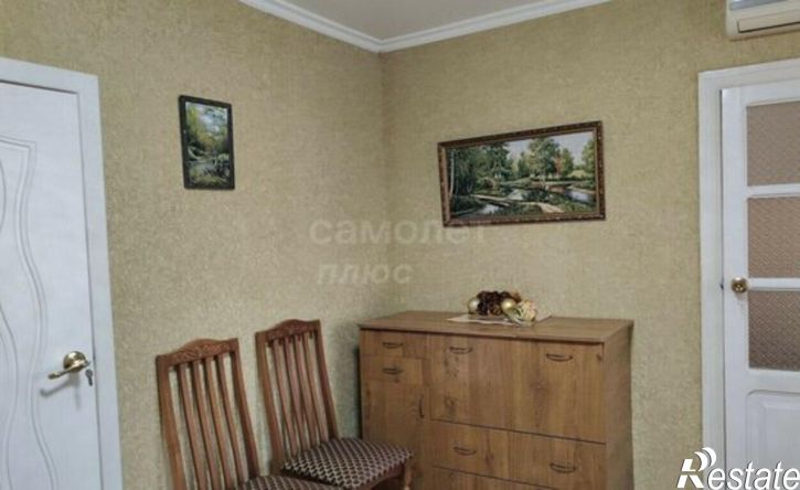 4-комн квартира улица Розы Люксембург, 98,  д. 98