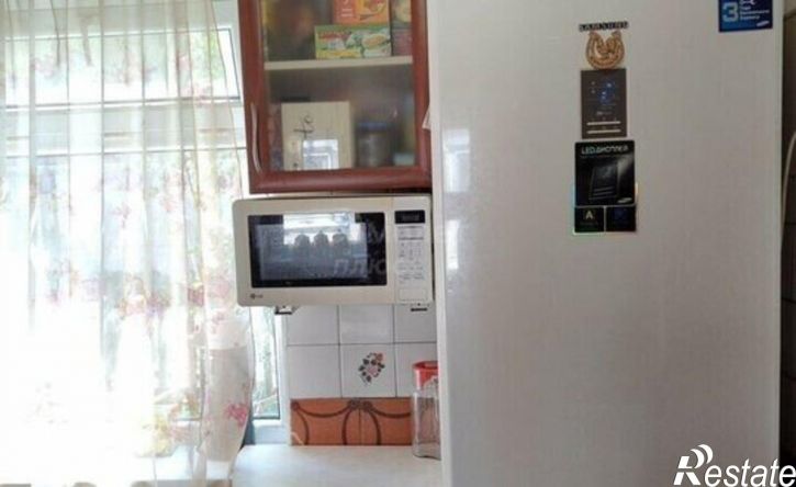 4-комн квартира улица Розы Люксембург, 98,  д. 98