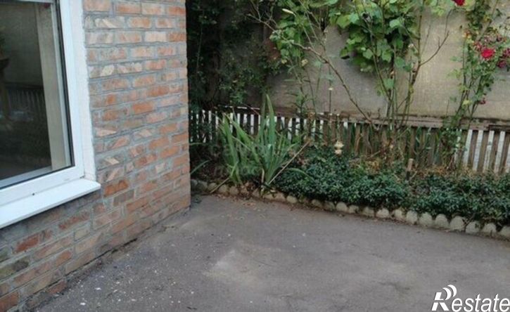 4-комн квартира улица Розы Люксембург, 98,  д. 98